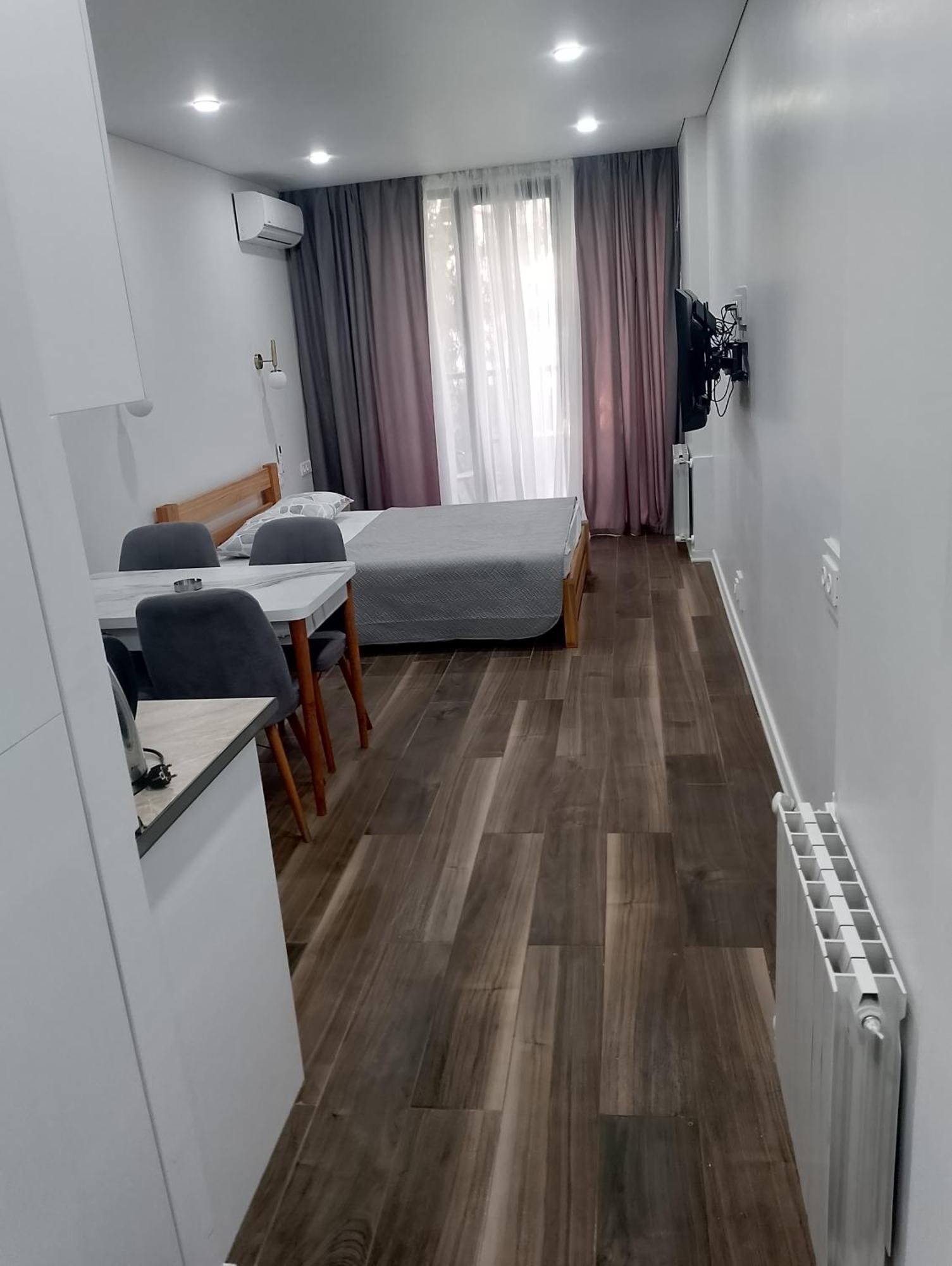 Next Apartments Batumi Eksteriør bilde